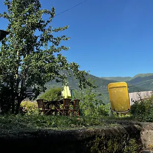  Сasa de vacaciones Maison De Village Avec Vue Sur Les Montagnes Et Jardin Privatif